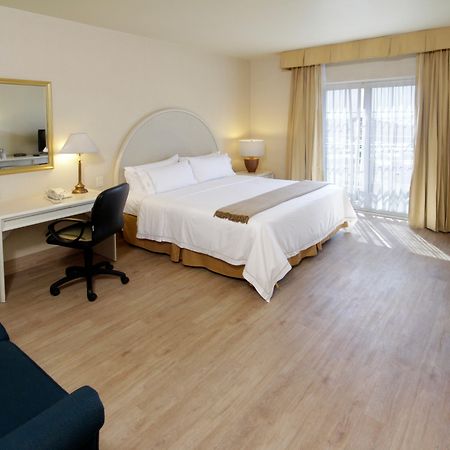 Holiday Inn Express Torreon By Ihg Exteriér fotografie