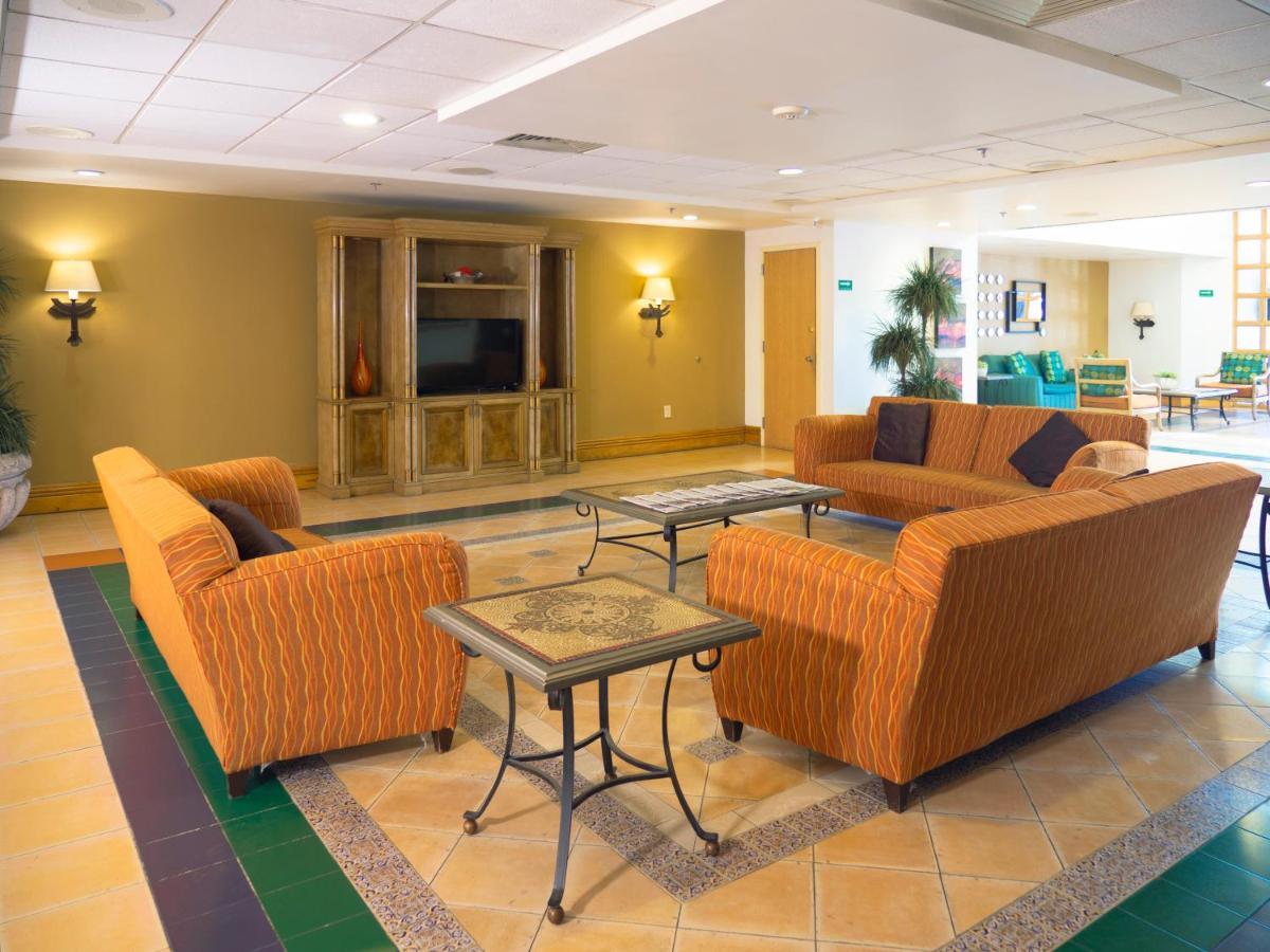 Holiday Inn Express Torreon By Ihg Exteriér fotografie