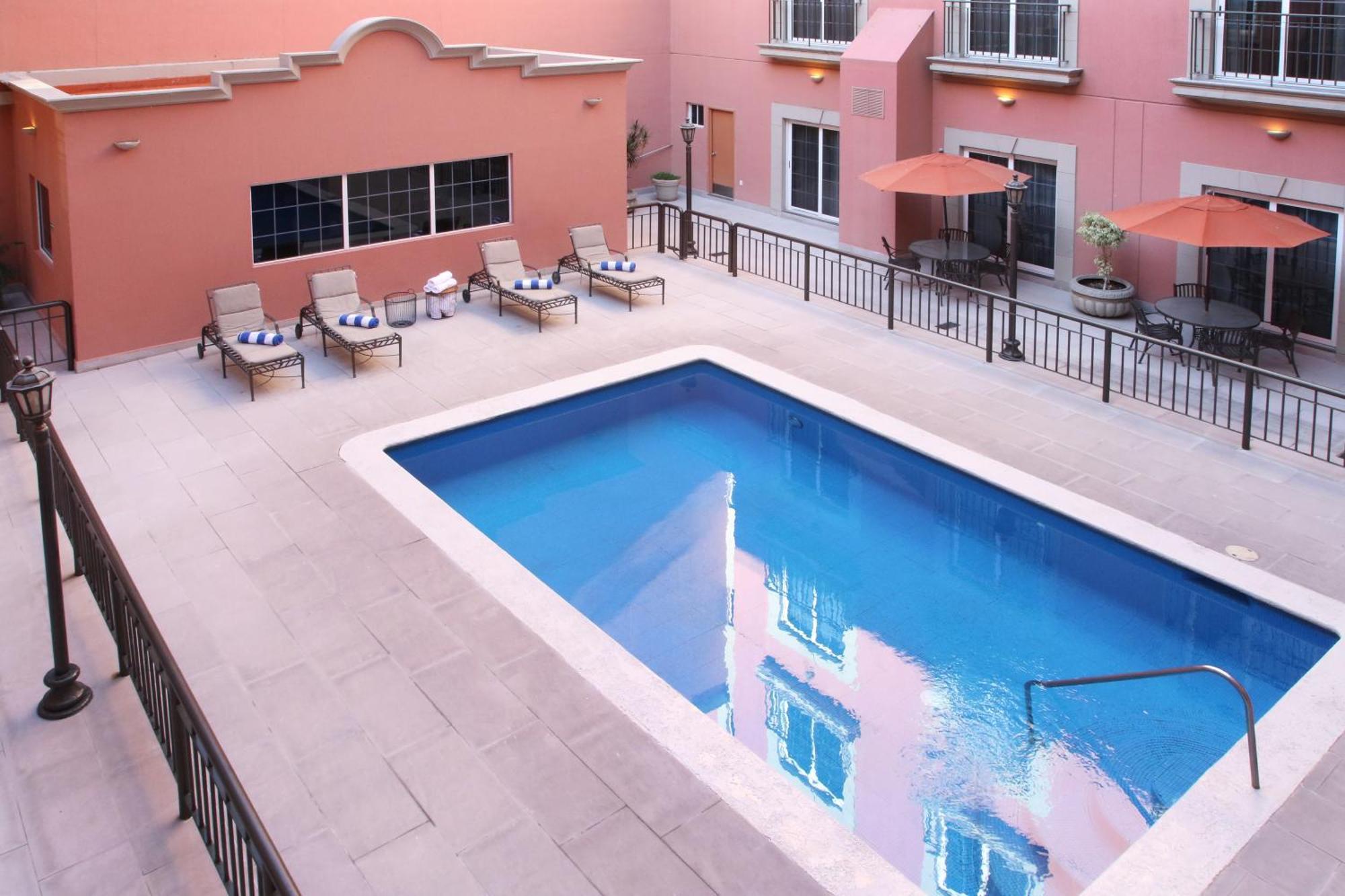 Holiday Inn Express Torreon By Ihg Exteriér fotografie